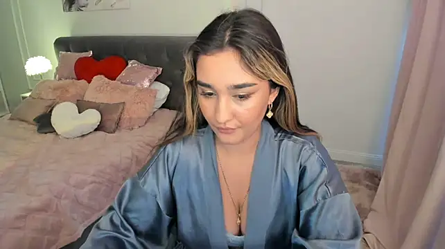 Chat XXX en directo de GoldenHeart_1
