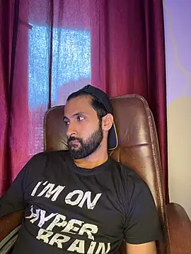 XXX chat uživo modela KabirsPlayhouse