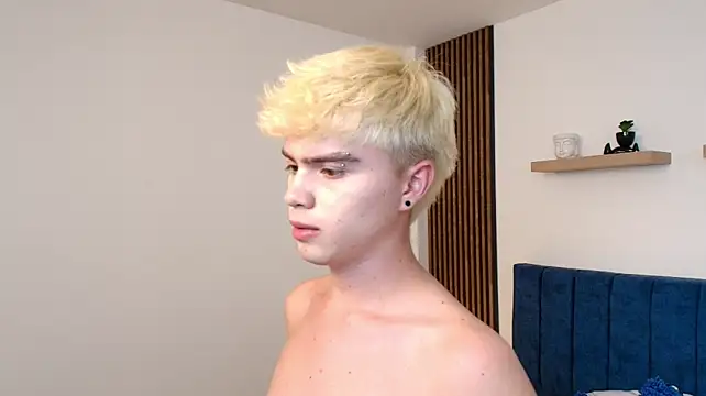 Ian_Stone Live XXX-Chat