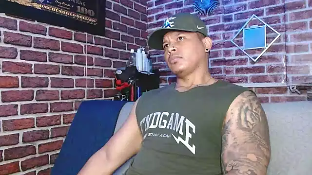 jordan_bigcock_ Chat XXX in diretta