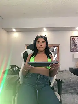 Živý XXX chat Amara_Latina_XXX