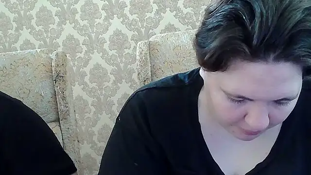 Онлайн чат XXX EmmaXKristall