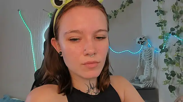 Elastikisss' Live XXX Chat