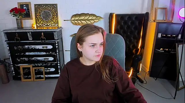 Онлайн чат XXX LissaTelor