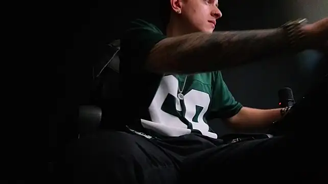 Chat XXX ao vivo de FelixStarkk