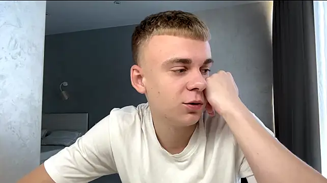 Онлайн чат XXX SoloFury