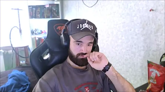 Онлайн чат XXX _Serious_Man