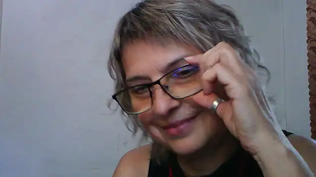 ElizabethGorden Live XXX Chat