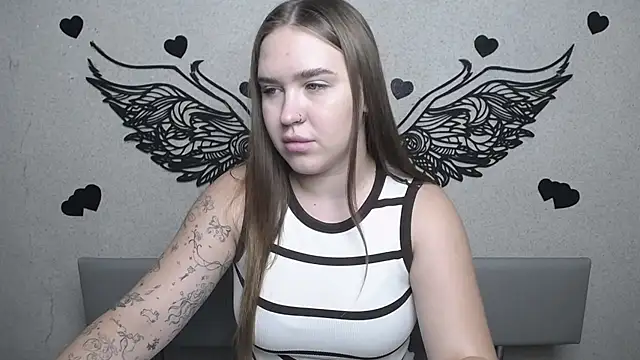 LauraHlot Chat XXX live