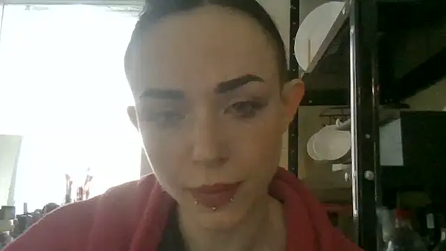 Trinsy_Love Chat XXX live