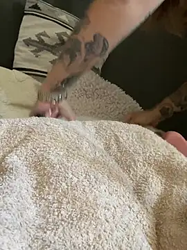 XXX chat uživo modela Etwas_neugierig