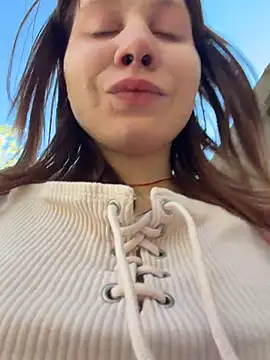 SlavicCandy live XXX chat