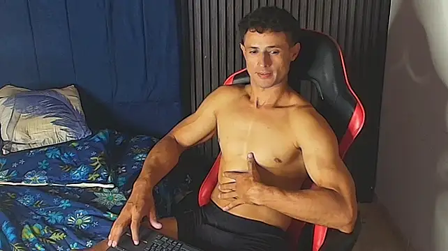 Adonys_Lewis_ Live XXX-chat