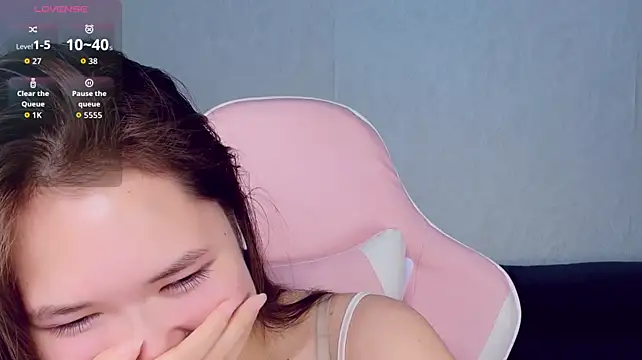 zhenzhenpiee Chat XXX in diretta