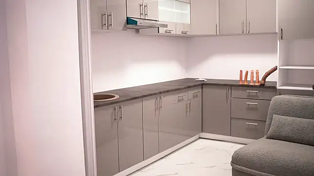 SaschaBloom Adlı Modelin Canlı XXX Sohbeti