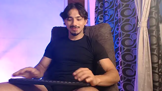 ArturoCardona_ webkamerás műsora
