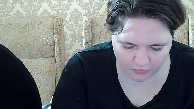 Онлайн чат XXX EmmaXKristall