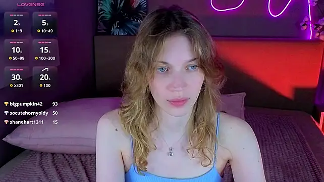 Emily_Cartex 即時 XXX 聊天