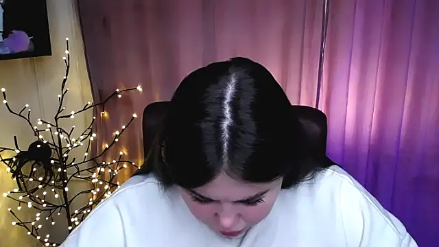 Emily_Mo Live XXX-Chat