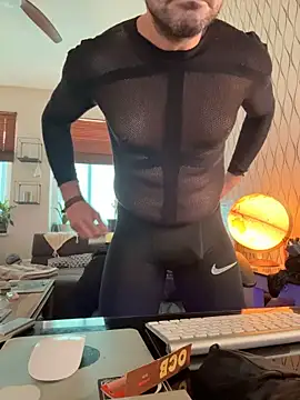 tomz0819 Chat XXX live