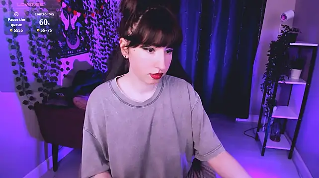 Lily_xBabe élő XXX-chatje