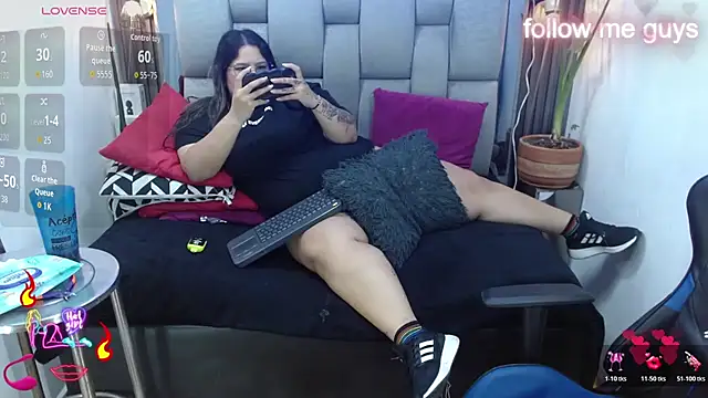 evelin_zaens' Live XXX Chat