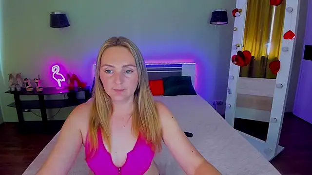 MagicEyess' Live XXX Chat