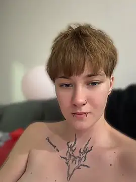 IceMur Live XXX-chat