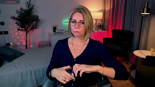 دردشة Annie_Light الجنسية المباشرة