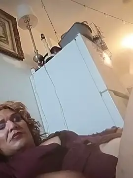 deedeedoll82222: απευθείας συνομιλία ΧΧΧ