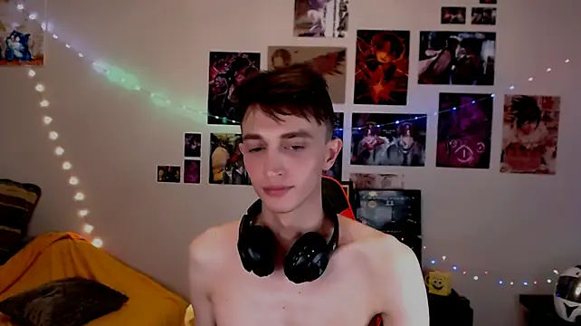 Pokazy przed kamerką – John_Meow