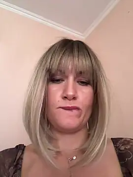 Chat XXX ao vivo de LunaFoxs