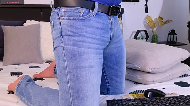 צ'אט XXX בשידור חי של Jimmy_Doss