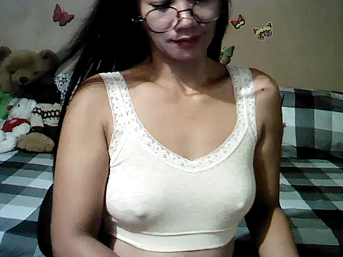 Chat +18 de Mia_Rein ao vivo