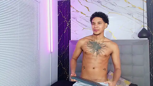 Chat +18 de kai_storm77 ao vivo