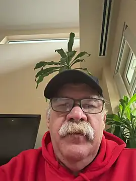Caesar_Baxter's Live XXX Chat