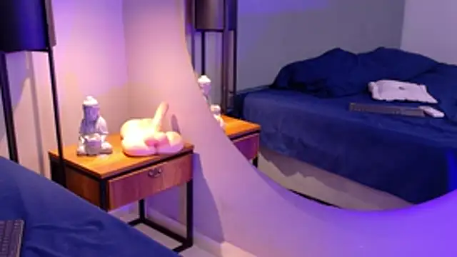 Chat XXX ao vivo de ZoeyPetit