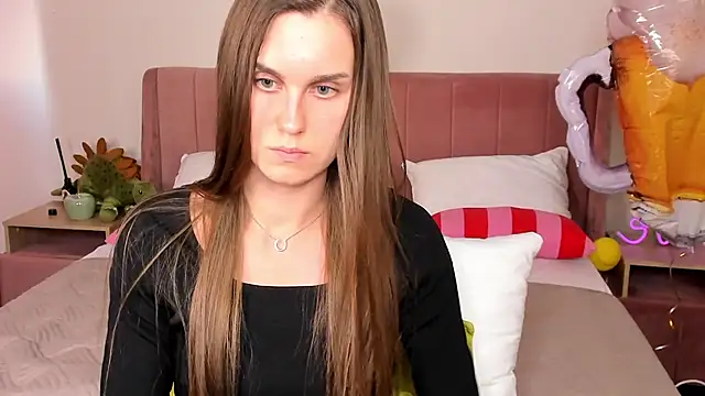 Chat +18 de Alison_Bell ao vivo