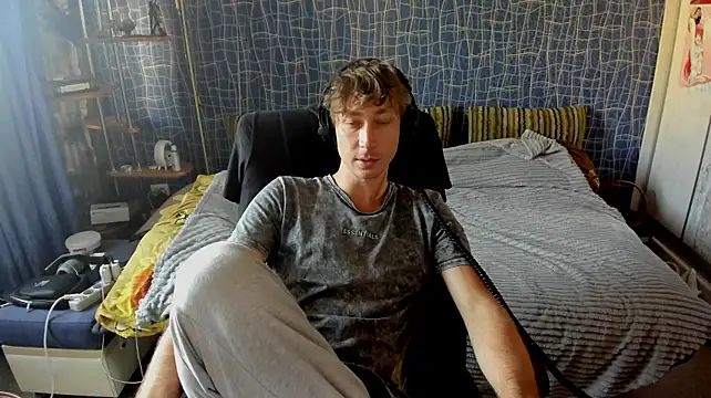 Chat +18 de CuteBoy228 ao vivo