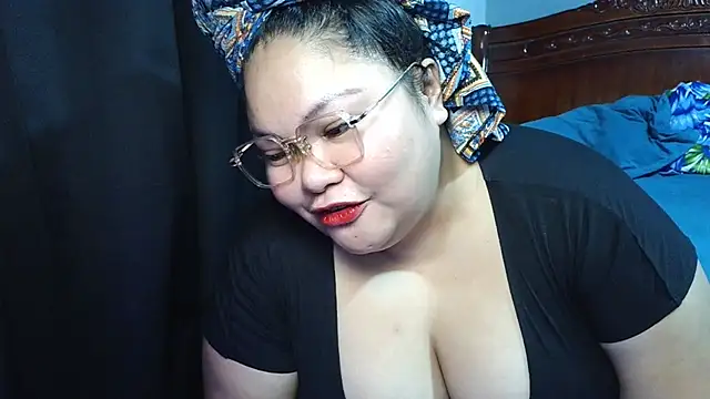Czat XXX na żywo – prettycarla_