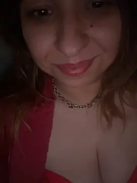 Eze13crybaby's Live XXX Chat