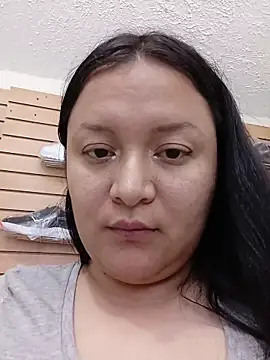 Chat XXX en directo de Arisha34