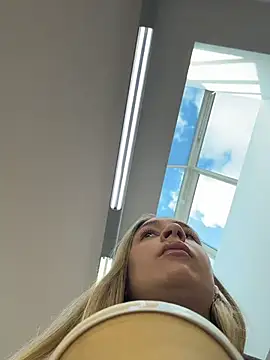 Chat XXX ao vivo de SashaCatt