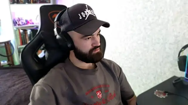 Chat XXX en directo de _Serious_Man