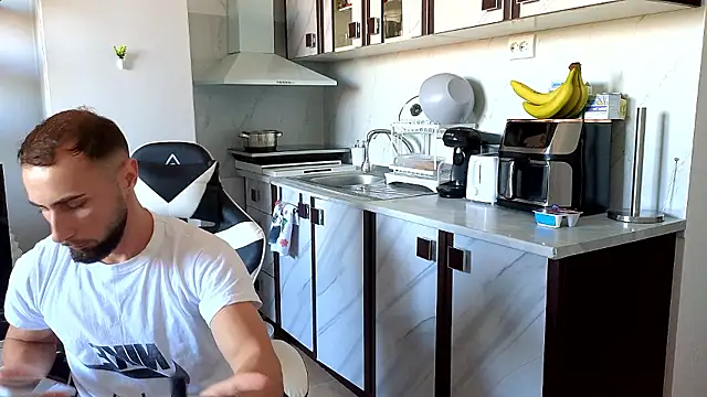 แชท XXX สดของ RyanStorm_