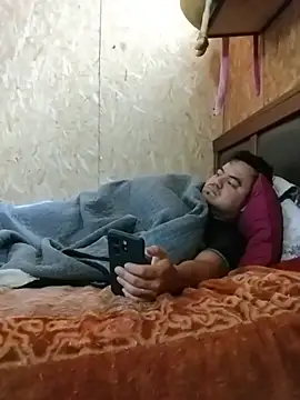 Chat +18 de MrcockB ao vivo