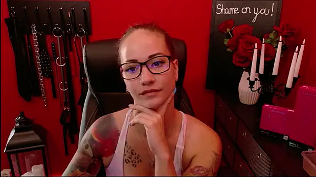 _MissJaneWarren_'s Live XXX Chat