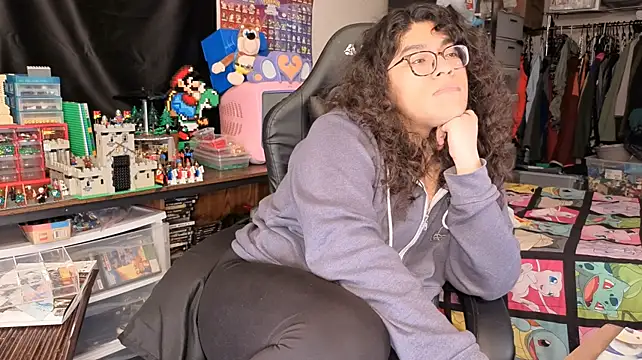 ShinyCherub live XXX chat