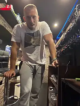 Johnytrain's Webcam Show