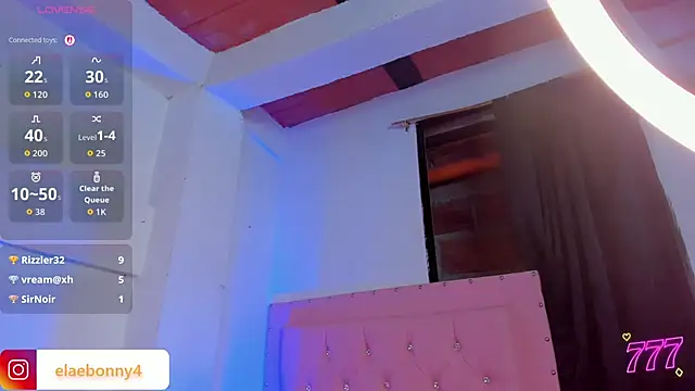 Živý XXX chat Keily-w